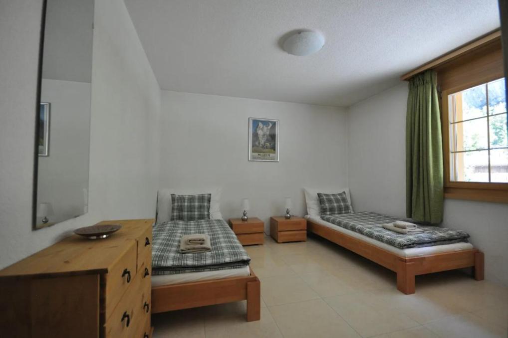 Family Frame Apartment Lauterbrunnen Exterior photo